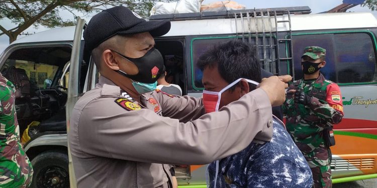 Kapolda Riau Ikuti Khotmil Qur’an dan Silaturahmi di Masjid Jami’ Air Tiris Kampar, Kapolres Jajaran Menandatangani MoU Dengan NU