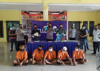 Kapolda Riau Ikuti Khotmil Qur’an dan Silaturahmi di Masjid Jami’ Air Tiris Kampar, Kapolres Jajaran Menandatangani MoU Dengan NU