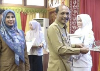 5 Perempuan Berjasa Terima Penghargaan Di Aceh