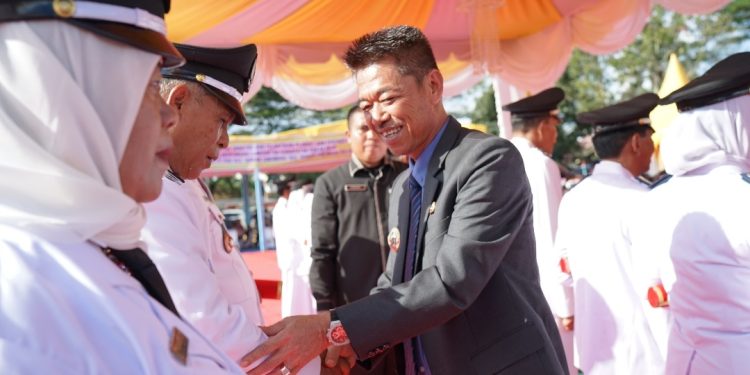 Bupati Rohil Lantik 19 Penjabat dan 3 Pejabat Penghulu Defenitif