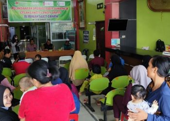 RS Cahaya Operasi Bibir Sumbing Gratis 10 Orang Anak Kurang Mampu 