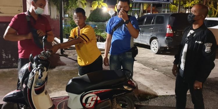 Sabhara Polres Rohil Laksanakan Giat Patroli R4 Pemantapan Harkamtibmas dan Sosialisasi Protokol kesehatan Covid-19