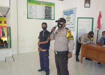 Polsek Rimba Melintang Polres Rohil Amankan Penyaluran BST Ke 338 KK Masyarakat Penerima