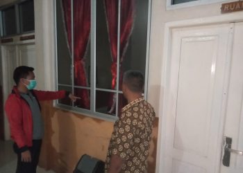 Polri dan TNI Laksanakan Pengamanan Vaksin Sinovac ( Covid 19 ) di Puskesmas Panipahan Wilayah Hukum Polsek Panipahan.