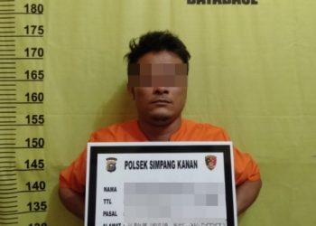Personel Polsek Simpang Kanan Amankan 2 Tersangka Maling Hp di Rumah Warga.