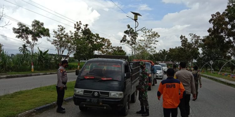 Keroyok Pedagang Sedang Jualan Beras Dipasar, Pelaku Diamankan Polsek TPTM Polres Rohil