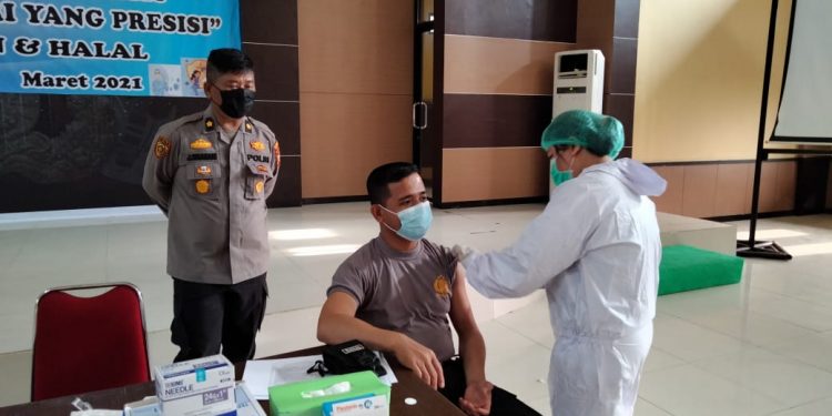 Indroyanto Seno Adji: Kerumunan Di Maumere Tidak Ada Peristiwa Pidana