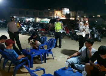 PPKM Level III, Polsek Pangkalan Kuras Razia Yustisi di Sejumlah Titik Keramaian warga
