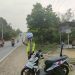 Personil Polsek Pangkalan Kuras Antisipasi Lakalantas di Jalan Lintas