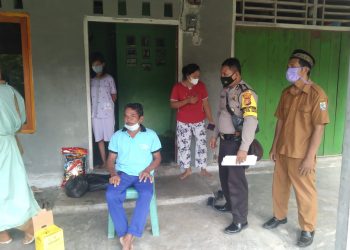 Polsek Ukui Bersama Gugus Tugas Desa Lakukan 3T