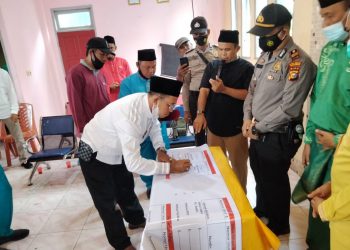 Kapolsek Kuala Kampar Ikuti Rapat Persiapan dan Deklasi Damai Calon Kepala Desa