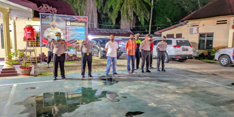 Polres Kuansing bersama Satgas Penanganan Covid-19 tetap melakukan PPKM Level II di Kab.Kuantan Singingi