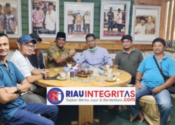 Tertarik dengan Sistem Pertanian DPP Santri Tani NU, IKA Universitas Bung Hatta Kunjungi Rusli Ahmad
