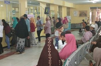 Pasien Kembali Tuding Pelayanan RSUD Arifin Ahmad Dinilai Buruk, Ahmad : Ini Dua Kasus kami Alami