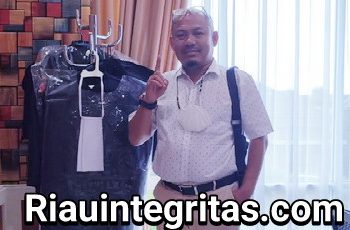 Sah! Gubernur Riau Lantik Pj Walikota Pekanbaru, Dr YK : Jangan sampai “tergelincir” Program belum Tuntas