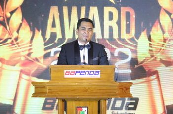 Presiden Direktur Zuri Hospitality Manegement, Satu Penerima Penghargaan Pekanbaru Tax Award 2022
