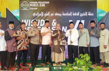 Acara Wisuda dan Pelepasan Angkatan ke-VI Ponpes Nurul Ilmi