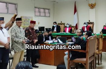 Kesal Terbongkar Bohongnya, Tokoh Adat Lampung Timur Azzohirry Mengamuk di Pengadilan