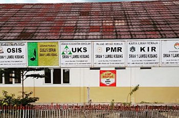 Diduga Seorang Oknum Guru SMA Negri 1 Lambu Kibang Makan Gaji Buta