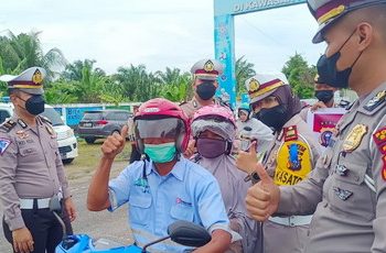 Didampingi Langsung Kasatlantas Polres Siak Operasi Patuh Lancang Kuning 2022 di Kecamatan Tualang