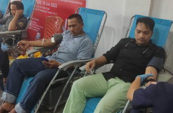 Gonjong Limo Kabupaten Siak Bersama PMI UTD Kota Pekanbaru, Sukses Menyelenggarakan Donor Darah di Kecamatan Tualang