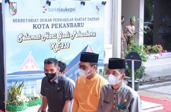 Wakil Ketua DPRD Syahrial Hadiri Paripurna Hari Jadi Kota Pekanbaru ke-238
