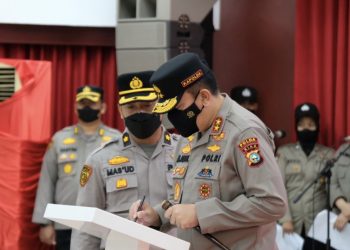 Pimpin Sertijab, Kapolda Riau Tekankan Jaga Marwah Kepolisian