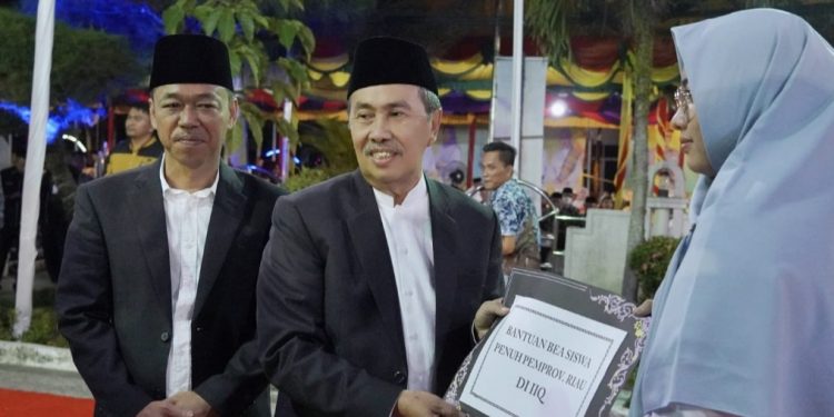 Gubri Lantik Dewan Hakim MTQ Tingkat Provinsi di Bagansiapiapi
