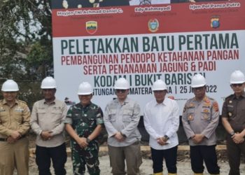 Gubernur Sumut Puji Akselerasi Wamentan Mengalahkan Tentara