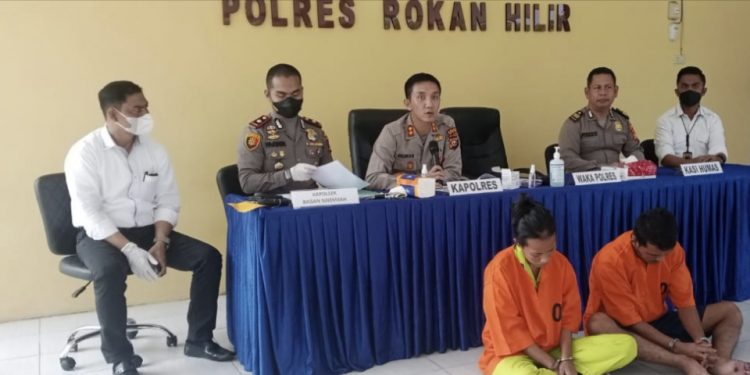 Kasus Pembunuhan Suami Istri, Karena Alasan Sakit Hati