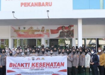 Polwan Polda Riau Gelar Bhakti Kesehatan Songsong Hari Jadinya Yang  Ke-74