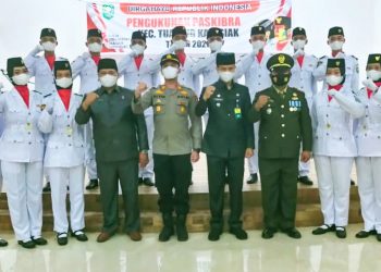 Kapolsek Tualang Menghadiri Malam Pengukuhan Paskibra Kecamatan Tualang