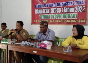 Kepala Desa Tiyuh Salurkan BLT-DD Tahap 2 Kepada 90 KPM