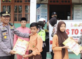 Kembali Polwan Polres Rohil Gelar Goes To School