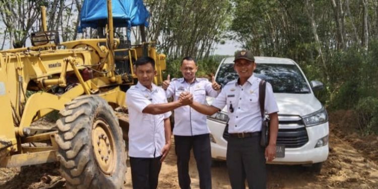 Camat Gunung Agung Apresiasi Kepala Desa Wono Rejo dan Mulya Sari