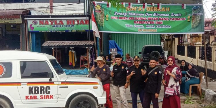 Berbagi Sesama, DPD KBRC Kabupaten Siak Gelar Jum’at Berkah