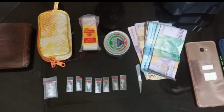 Opsnal Polsek Tualang Ciduk Pengedar Narkotika