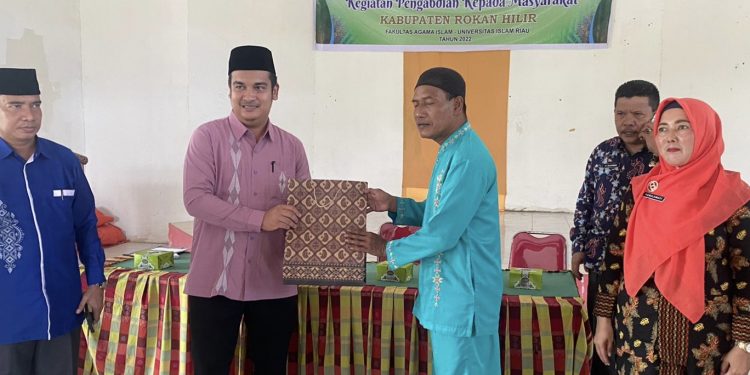 Program Studi Ekonomi Syariah UIR Gelar Pengabdian Kepada Masyarakat