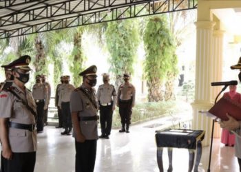 Polres Rohil Pimpin Upacara Sertijab 2 Kapolsek