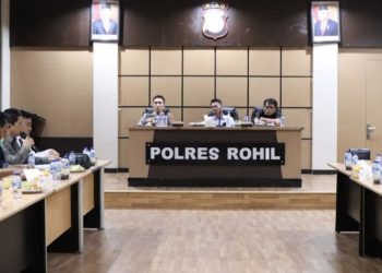 Bupati Rohil Akan Bekukan Pencatatan Serikat Pekerja Sampai Ada Putusan Pengadilan