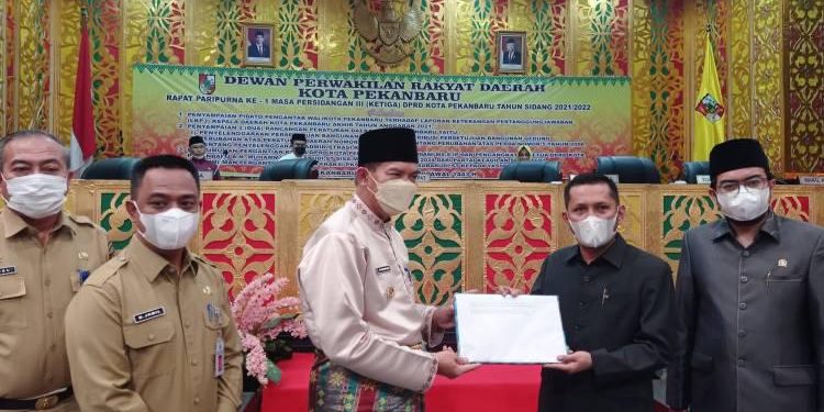 DPRD Gelar Rapat Paripurna LKPj Walikota Pekanbaru