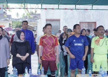 Bupati dan Wabup Rohil Dipercaya Jadi Kapten Tim Turnamen Legenda Sepakbola U38