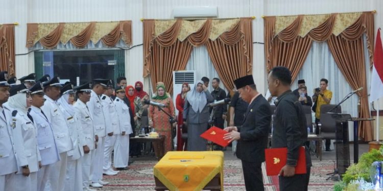 35 Pejabat Penghulu Dilantik, Bupati Rohil: Kehadiran Penghulu Harus Dirasakan Masyarakat 