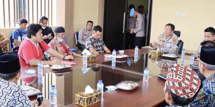 Merasa Terancam, Tokoh Masyarakat Adat Buay Bulan Melapor ke Polres Tubaba
