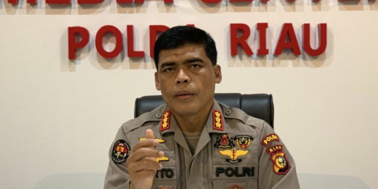 Polda Riau Gerak Cepat Lakukan Penegakan Hukum Dugaan Pengeroyokan Yang Dilakukan Oknum Polwan
