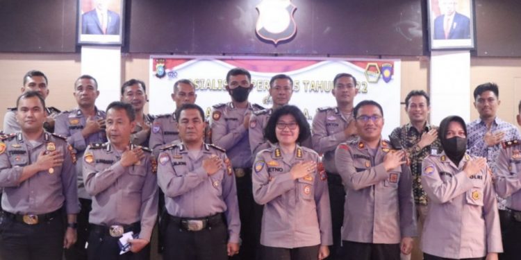 Polda Riau Sosialisasi Perkap PJKN Lingkungan Polri di Polres Rohil