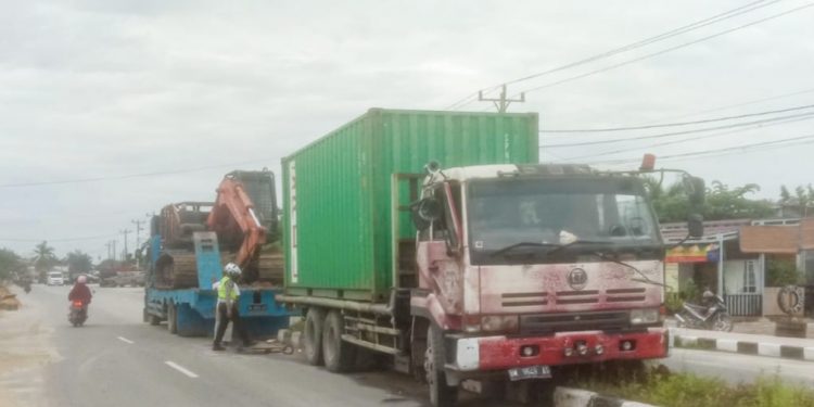 Truck Odol Penabrak Trotoar di Perawang Tak Membawa Surat Kendaraan