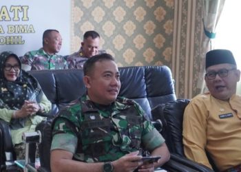 Sekda Rohil ikuti Acara Pengukuhan Danrem 031 Wira Bima Sebagai Bapak Stunting Secara Virtual