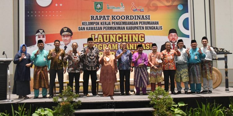 Bupati Bengkalis Luncurkan Program Sanitasi Bermasa