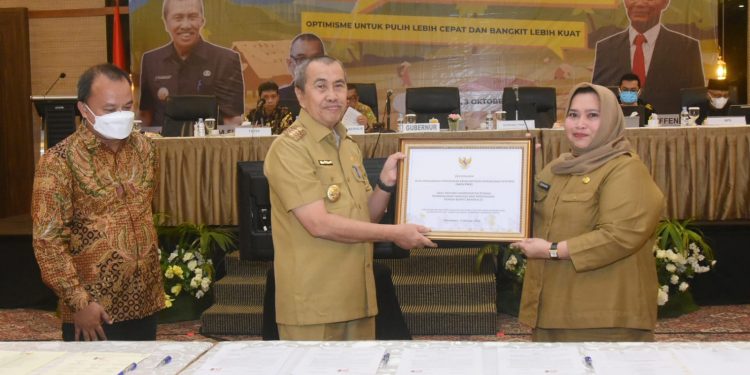 Bupati Bengkalis Siap Laksanakan Penghapusan Kemiskinan Ekstrem